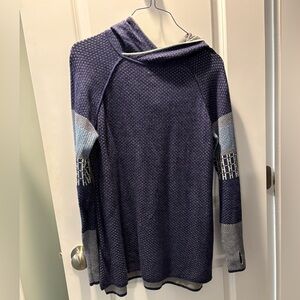 Krimson Klover Pull over hoodie with thumb extensions